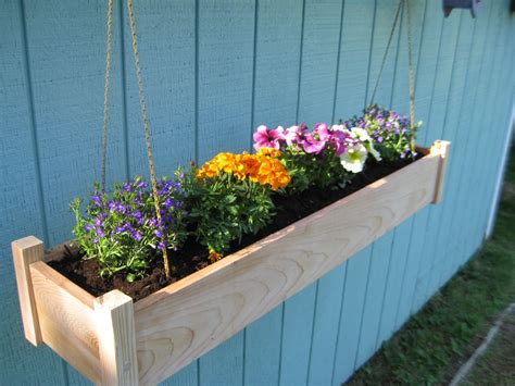 outdoor hanging planters boxes